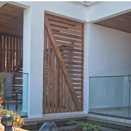 Hotel Tastan Konak